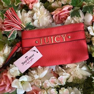Black Friday Deal 🎉Juicy Couture Leather Wristlet